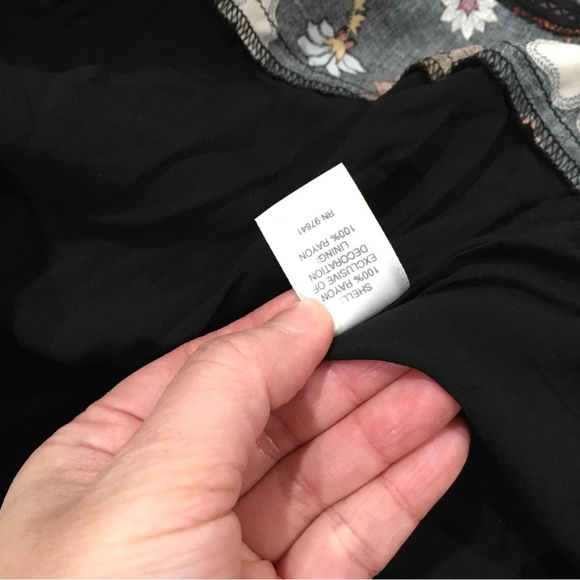 J.jill women’s Medium Tank Shift Dress Black printed Floral Boho Beach New - Picture 10 of 10